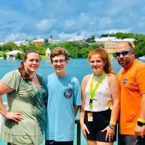 Meet your Posher, Frank